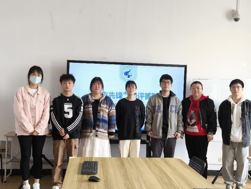 诚信感恩 铸人成才 ——球王会举办“励志先锋”初评答辩会